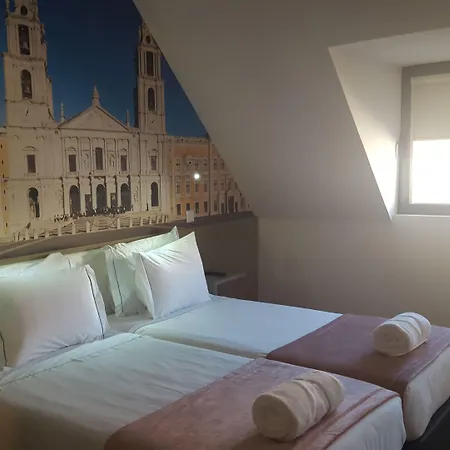 페니시우스 샤르므 3*